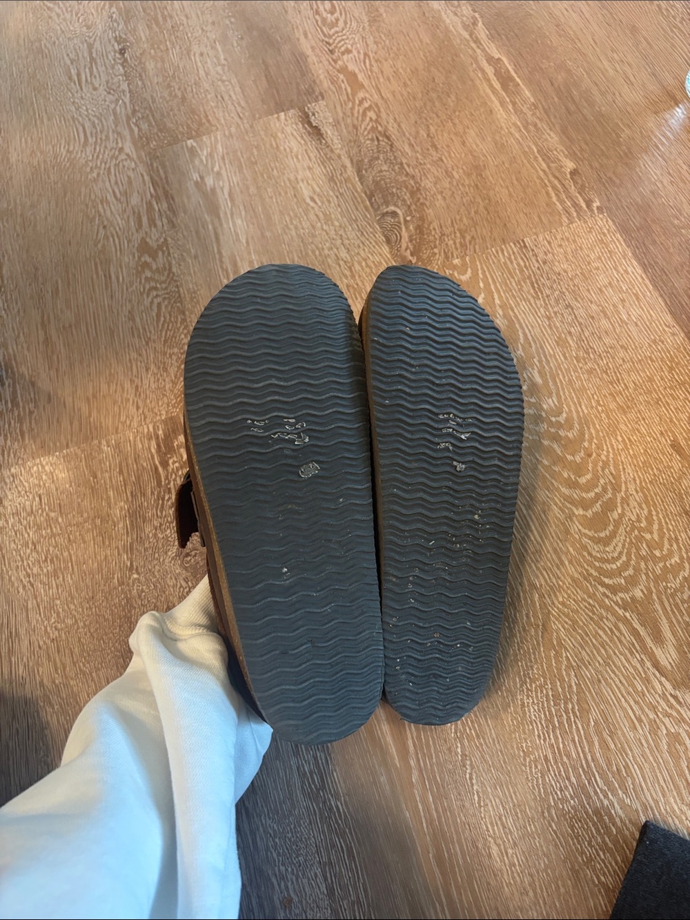 White Mountain Bueno clogs Size 8 - Picture 3 of 4